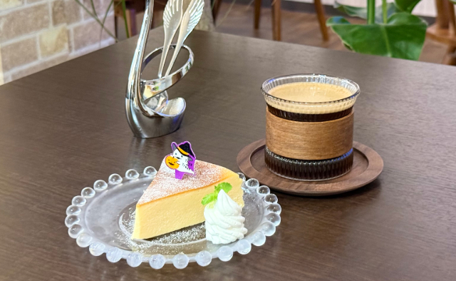 カフェスイーツ特集〈MOON LIGHT CAFE〉