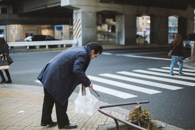 葛西ポイ捨て タバコ拾いの会 小野田実さん特集