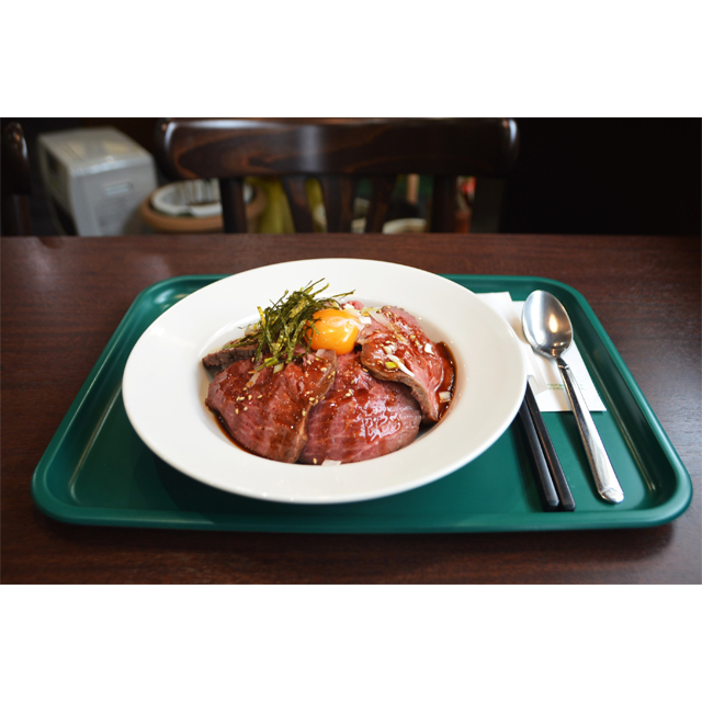 おいしい料理とともに過ごす癒しのひととき カフェごはん＆デリ「CAFE＆BAR BLOSSOM」
