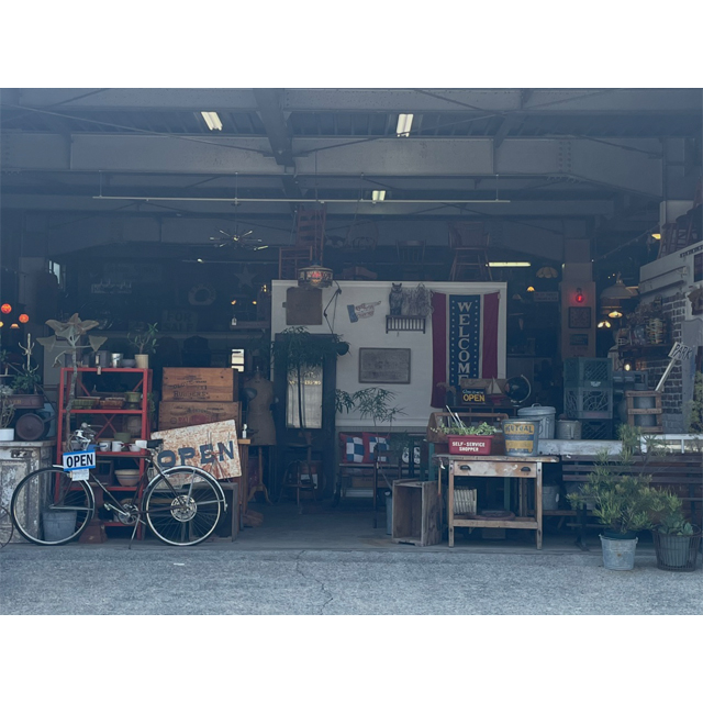 こだわりの雑貨店〈7miles from the Dreamland〉