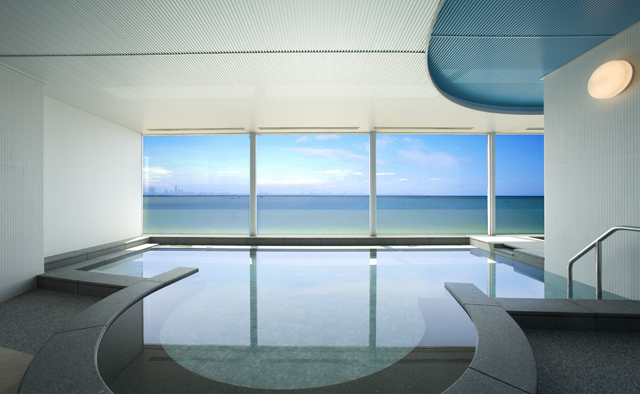 ホテルで過ごすクリスマス〈三井ガーデンホテルプラナ東京ベイ〉特集