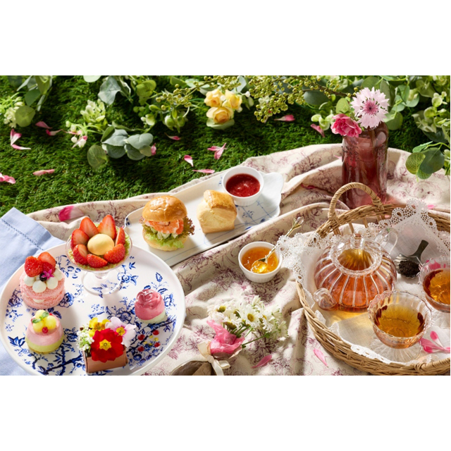 「グランドニッコー東京ベイ 舞浜」オールデイダイニング「ル・ジャルダン」にて「春の花咲くアフタヌーンティー」を開催