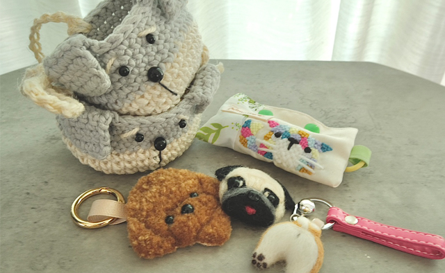 Douce「わんにゃんチャリティー雑貨」5名